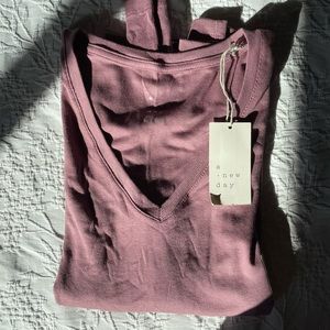 V Neck Ribbed Tee